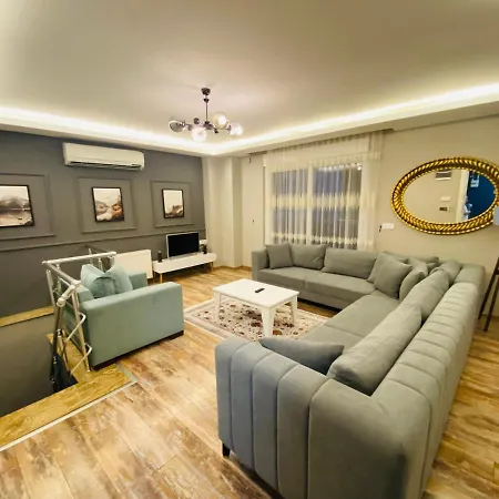 Lejlighedshotel Royal Loft 4*