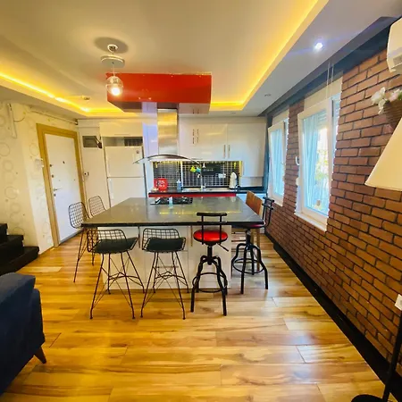 Lejlighedshotel Royal Loft 4*