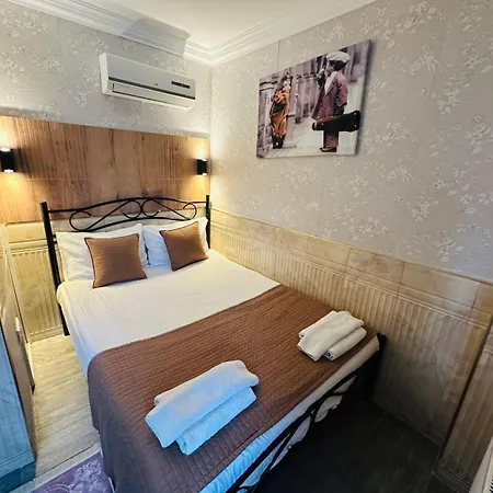 Lejlighedshotel Royal Loft 4*